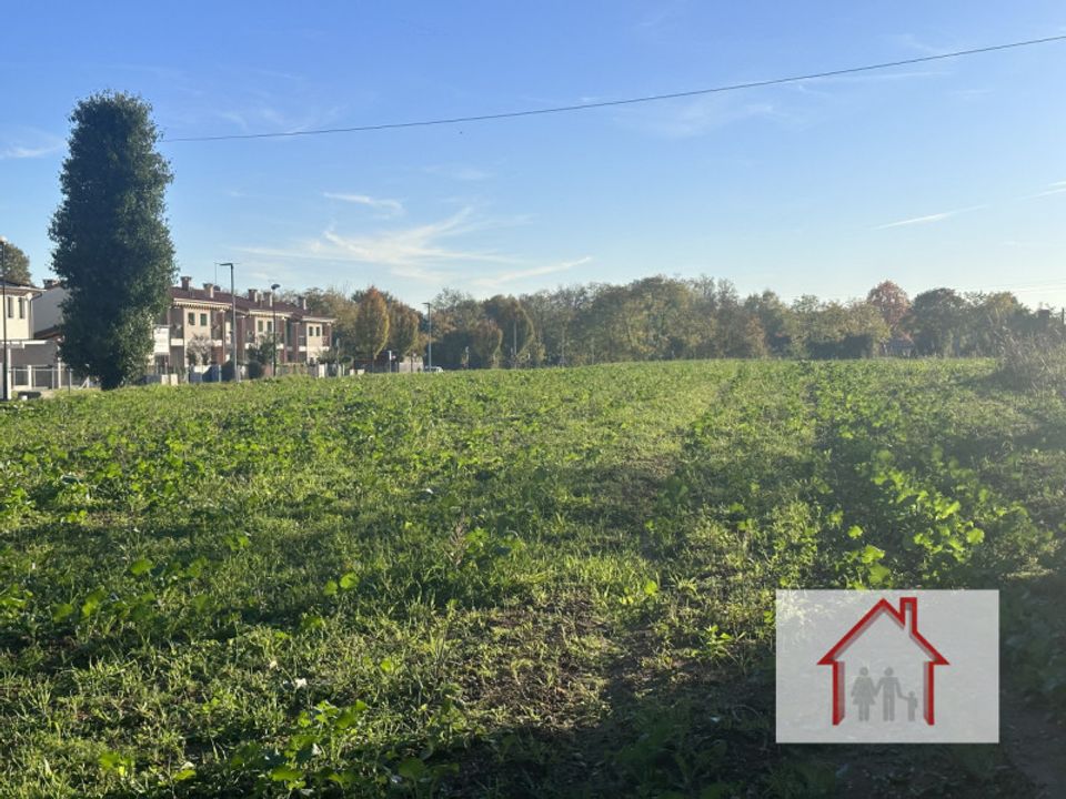 Helårsgrund i Nervesa della Battaglia, Treviso - foto 3