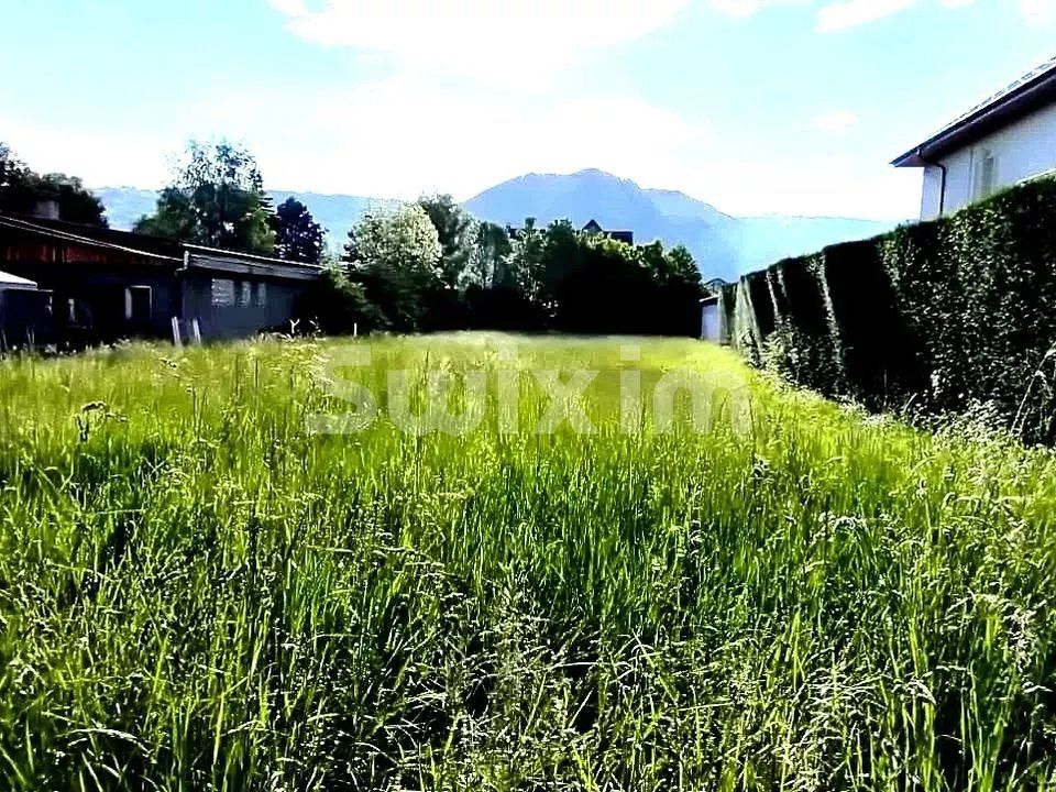 Helårsgrund i Scionzier, Haute-Savoie - foto 1
