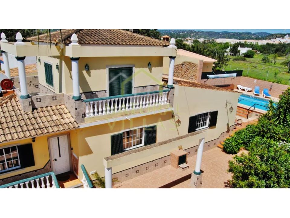 Casa unifamiliar a Estoi, Faro - foto 1