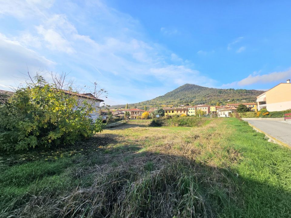 Helårsgrund i Lozzo Atestino, Padua - foto 1