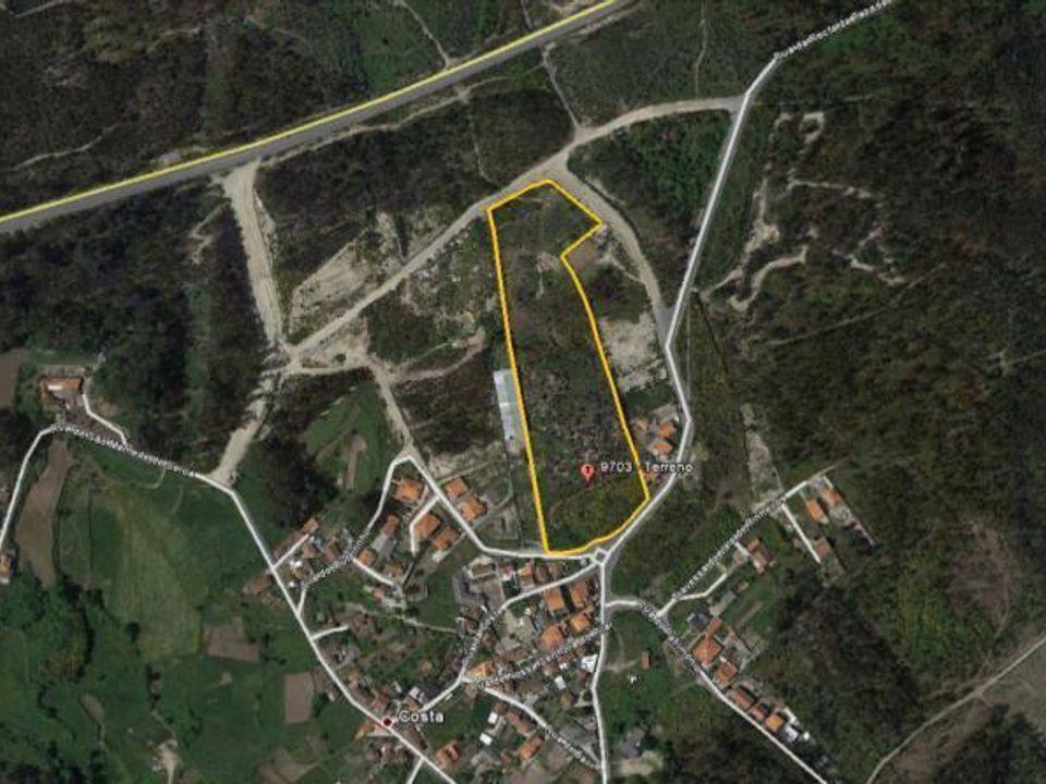Helårsgrund i Pacos de Ferreira, Porto - foto 1