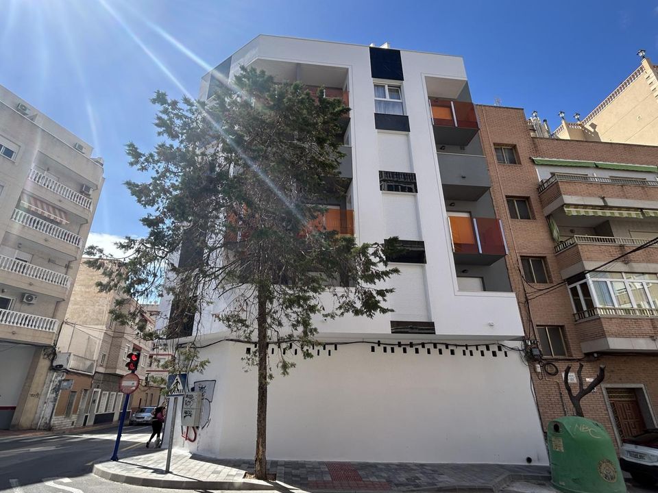 Lejlighed i Torrevieja, Alicante - foto 2