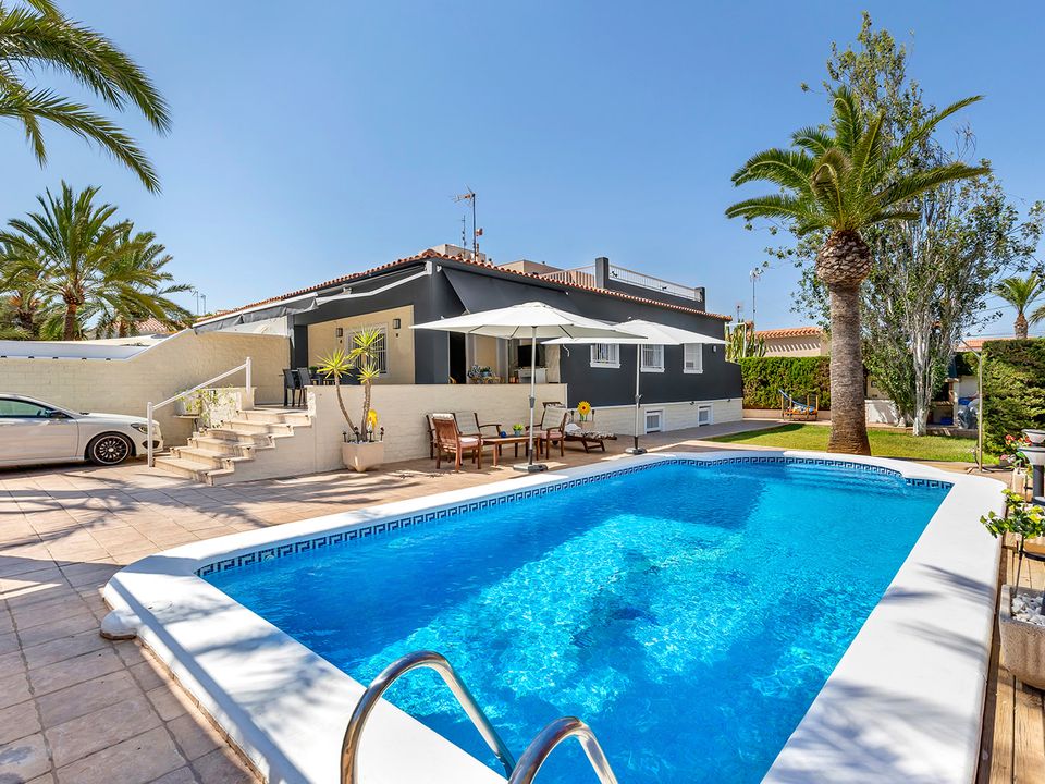 Villa i Punta Prima, Alicante - foto 1
