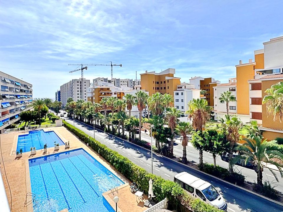 Lejlighed i Punta Prima, Alicante - foto 2