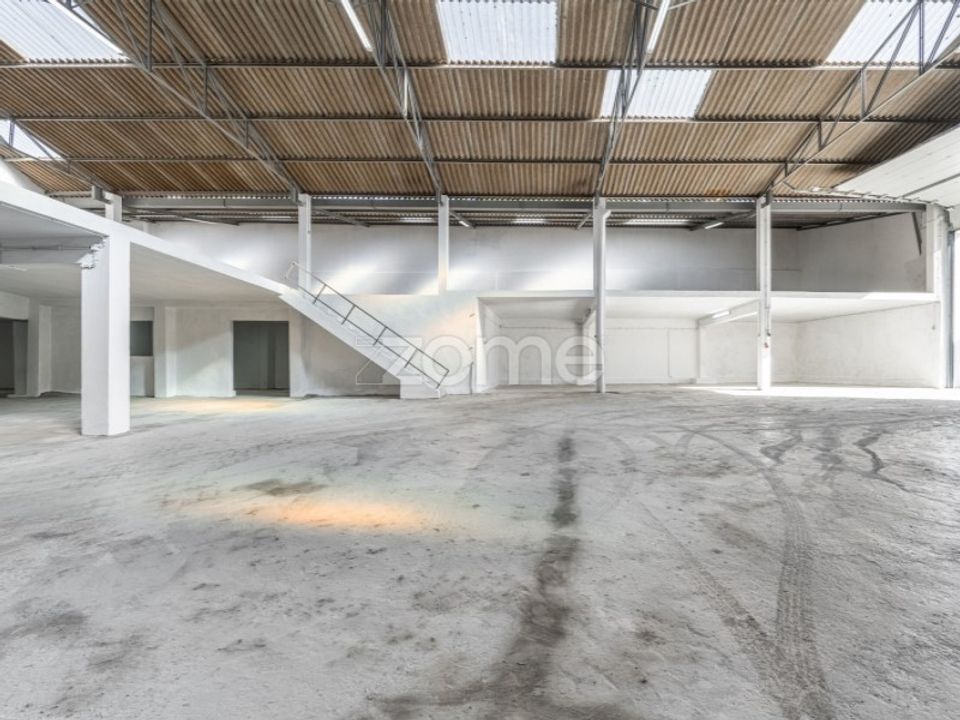 Næringseiendom i Mozelos, Aveiro - bilde 1