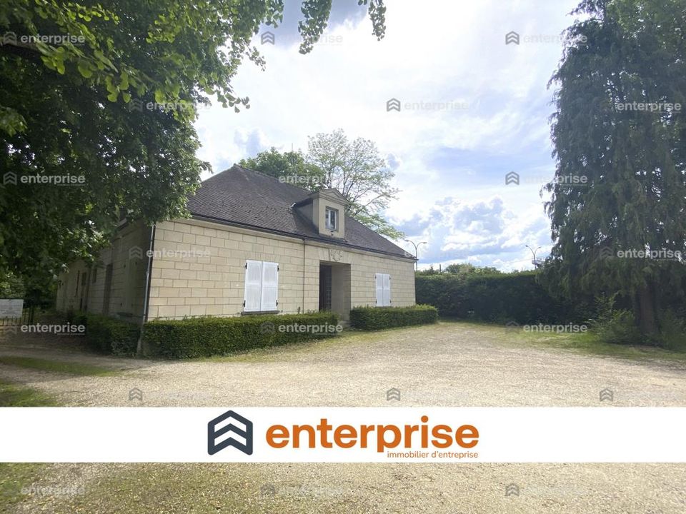 Erhvervsejendom i Chantilly, Oise - foto 1