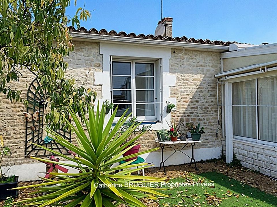 Villa i Salles-sur-Mer, Charente-Maritime - foto 1