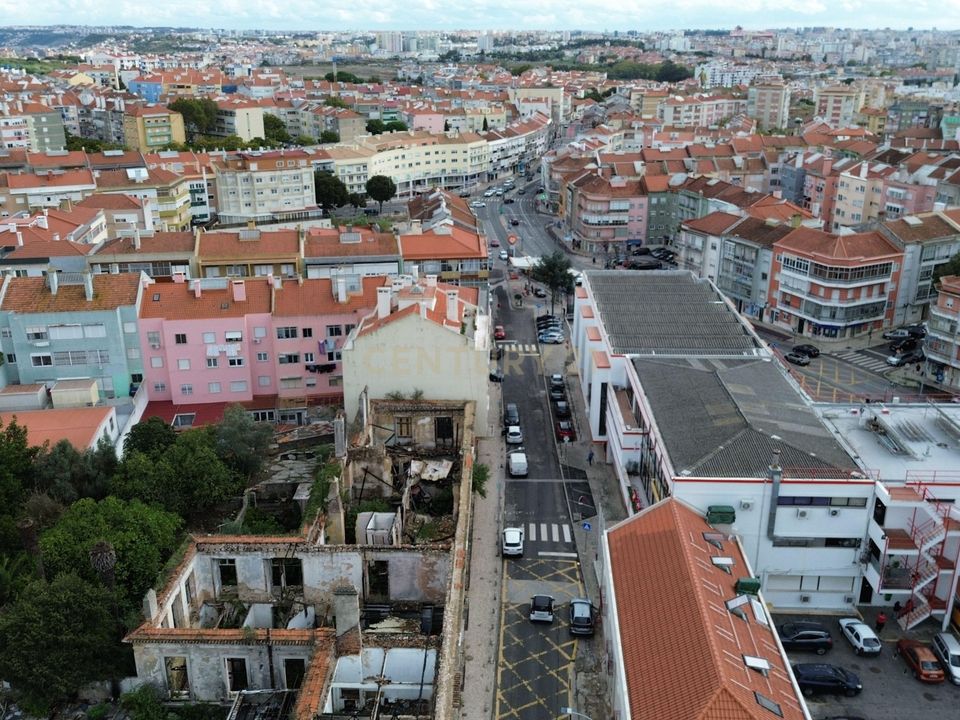Helårsgrund i Amadora, Lisbon - foto 5