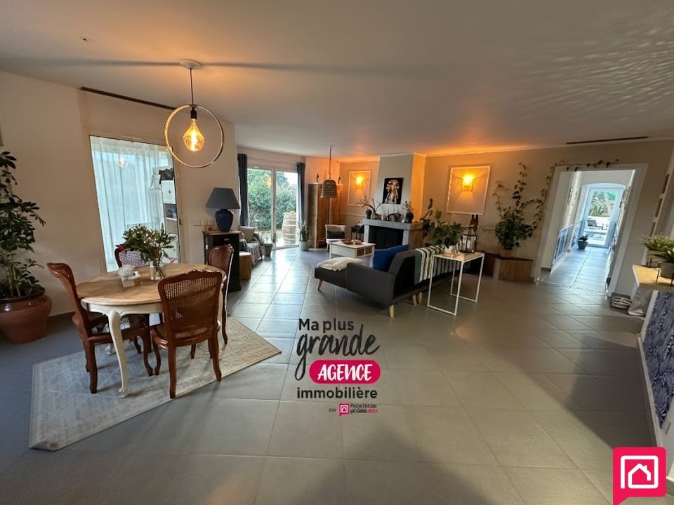 Villa i Sainte-Lucie de Porto-Vecchio, Corse-du-Sud - foto 1