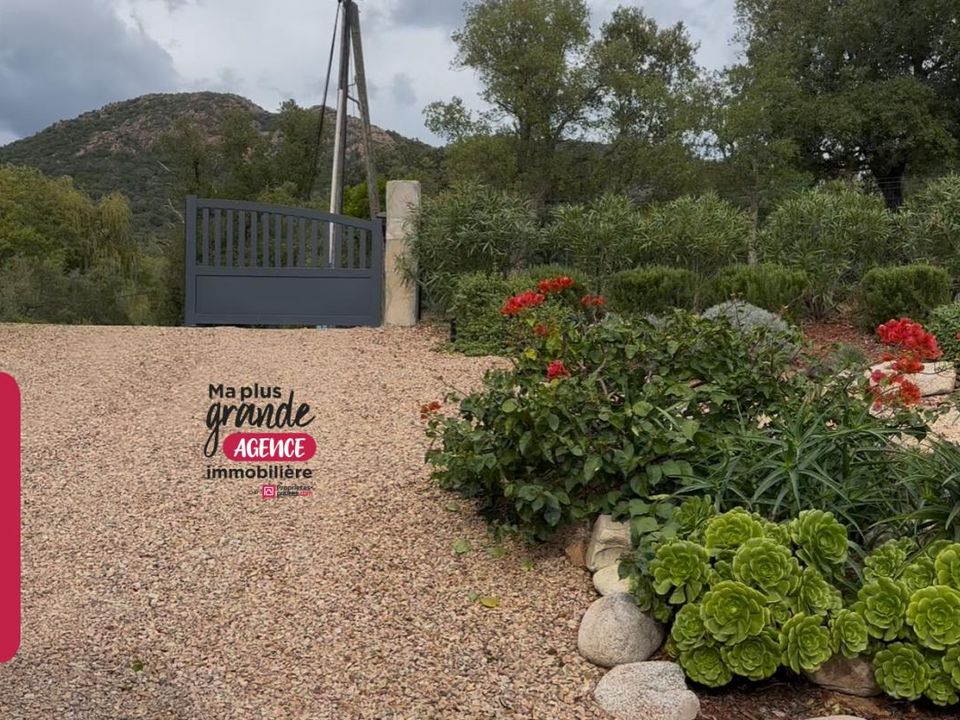 Villa i Sainte-Lucie de Porto-Vecchio, Corse-du-Sud - foto 3