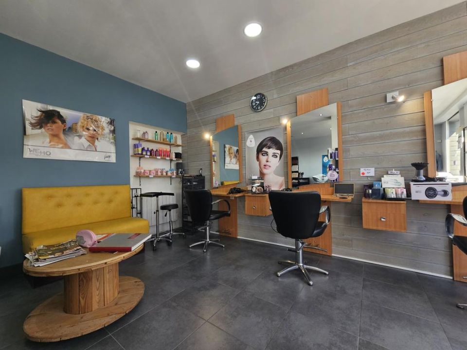 L'establiment comercial a Caudry, Nord - foto 1