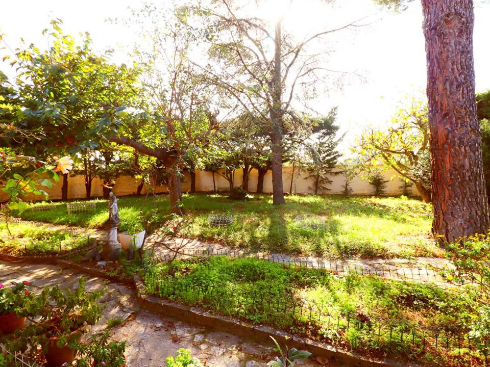Villa en Villeneuve-lès-Avignon, Gard - foto 5