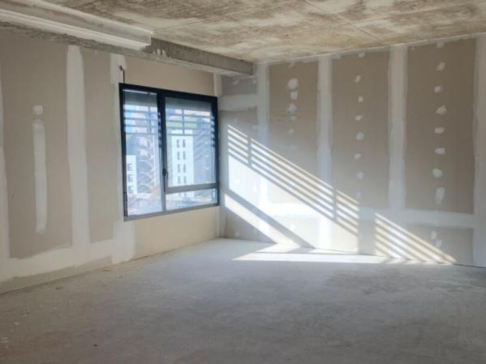 Erhvervsejendom i Lyon, Rhone - foto 1