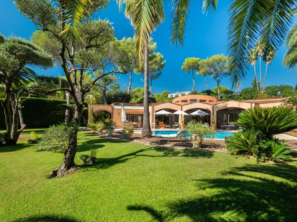 Villa i Mougins, Alpes-Maritimes - foto 2