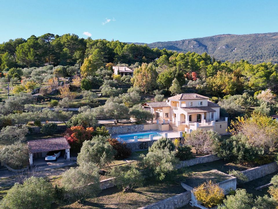 Villa i Seillans, Var - foto 1