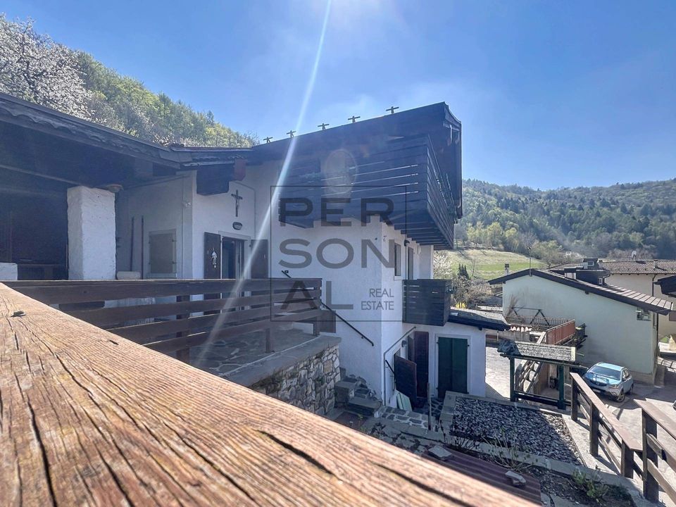 Villa i Brentonico, Trento - foto 1