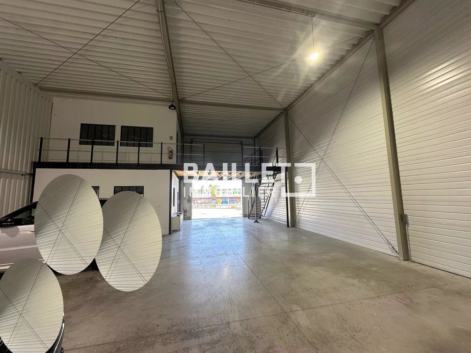 L'establiment comercial a Frejus, Var - foto 4
