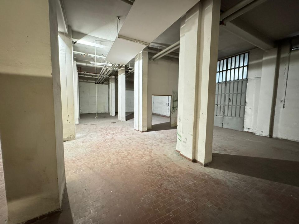 Erhvervsejendom i Bologna, Bologna - foto 1