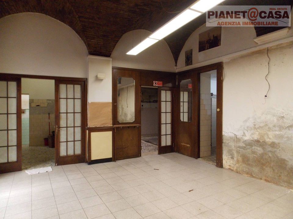 Erhvervsejendom i Ascoli Piceno, Ascoli Piceno - foto 4
