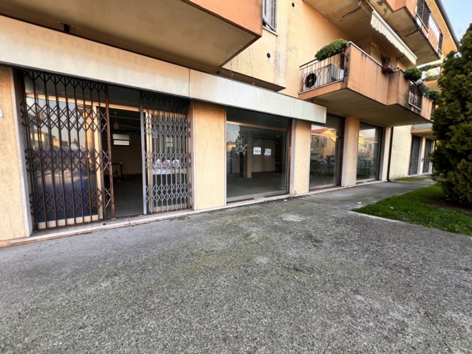 Erhvervsejendom i Legnago, Verona - foto 1