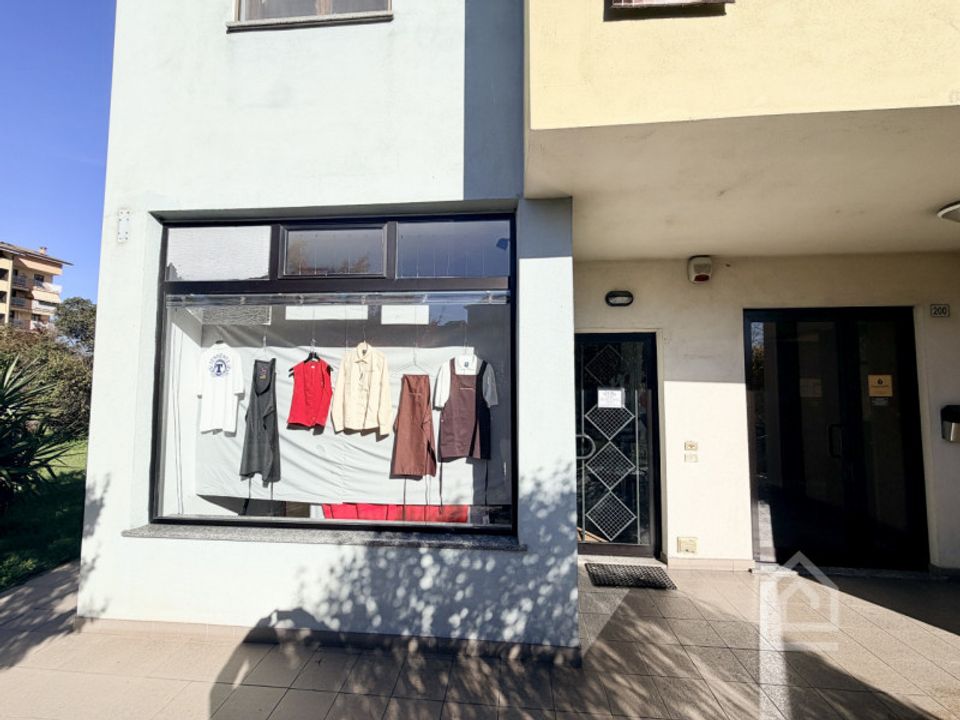 Erhvervsejendom i Chivasso, Turin - foto 2