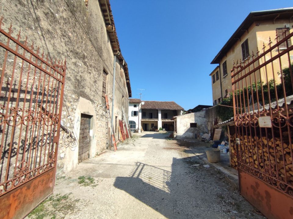 Landejendom i Lonato del Garda, Brescia - foto 1