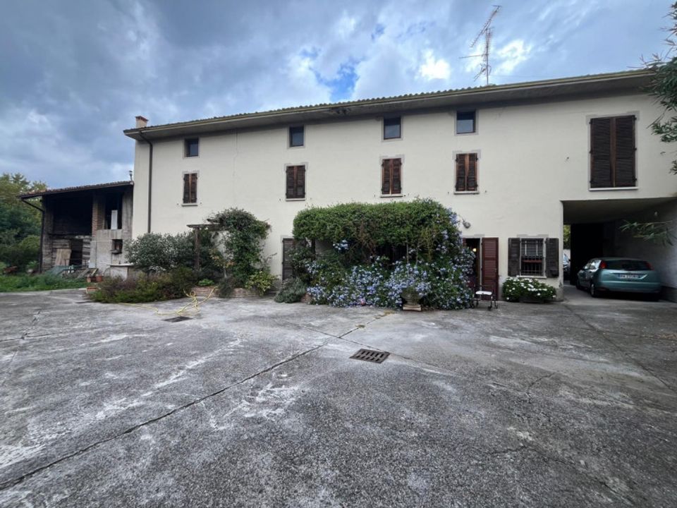 Villa i Montichiari, Brescia - foto 1