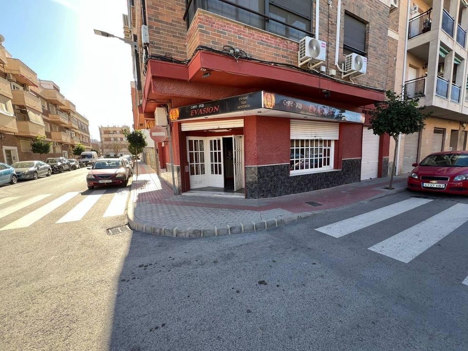 Lejlighed i Dolores, Alicante - foto 1