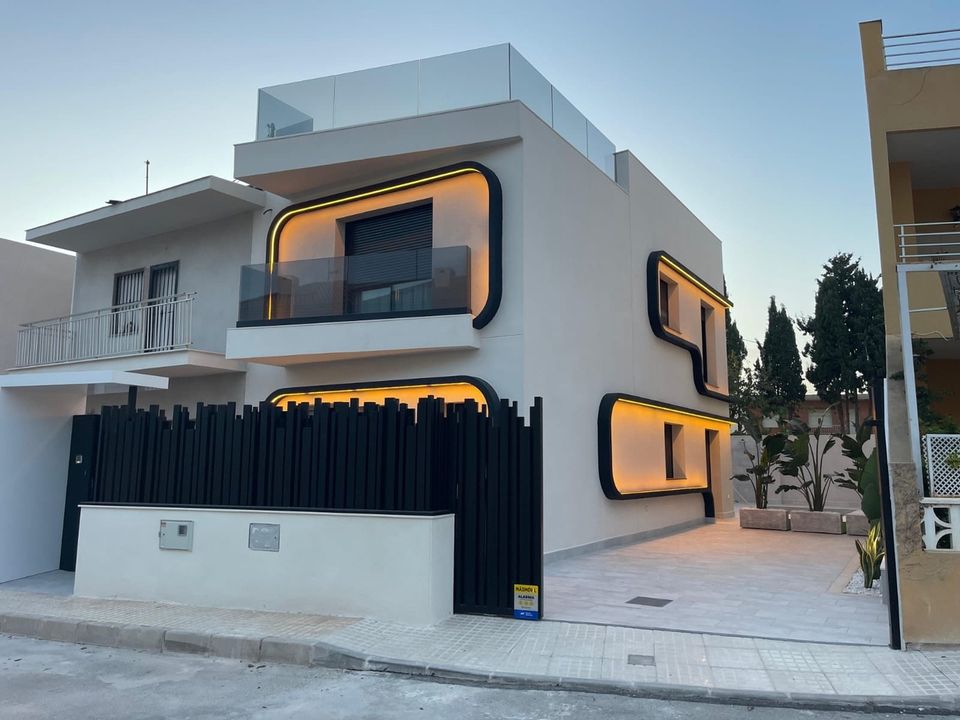 Villa i Torre de la Horadada, Alicante - foto 1