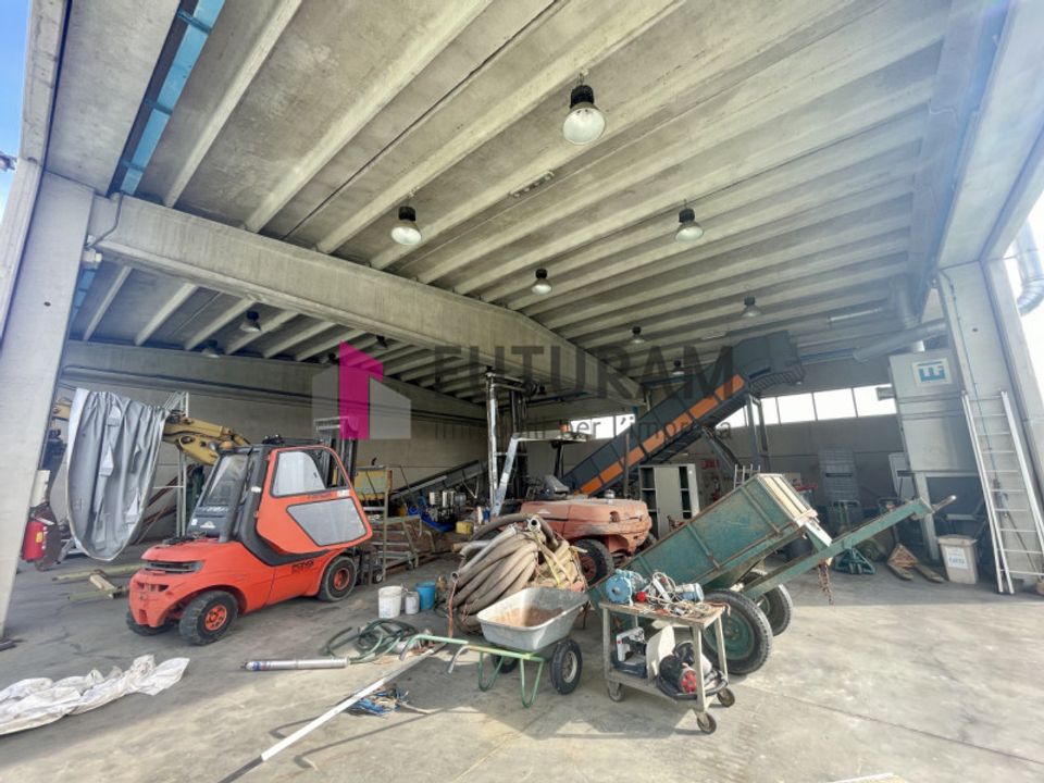 Erhvervsejendom i Campagna Lupia, Venice - foto 2