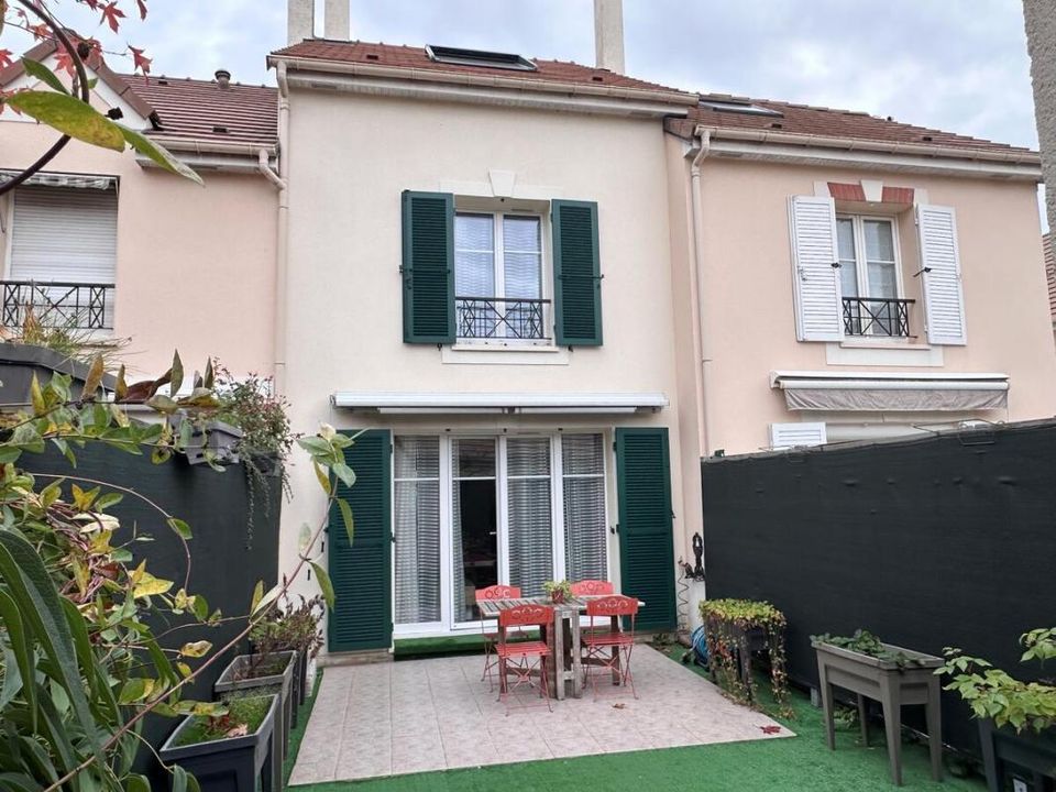 Villa i Montesson, Yvelines - foto 1