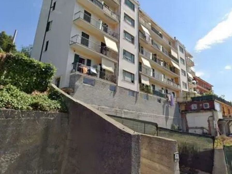 Garage i Imperia, Imperia - foto 1