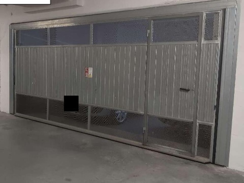 Garage i Imperia, Imperia - foto 4