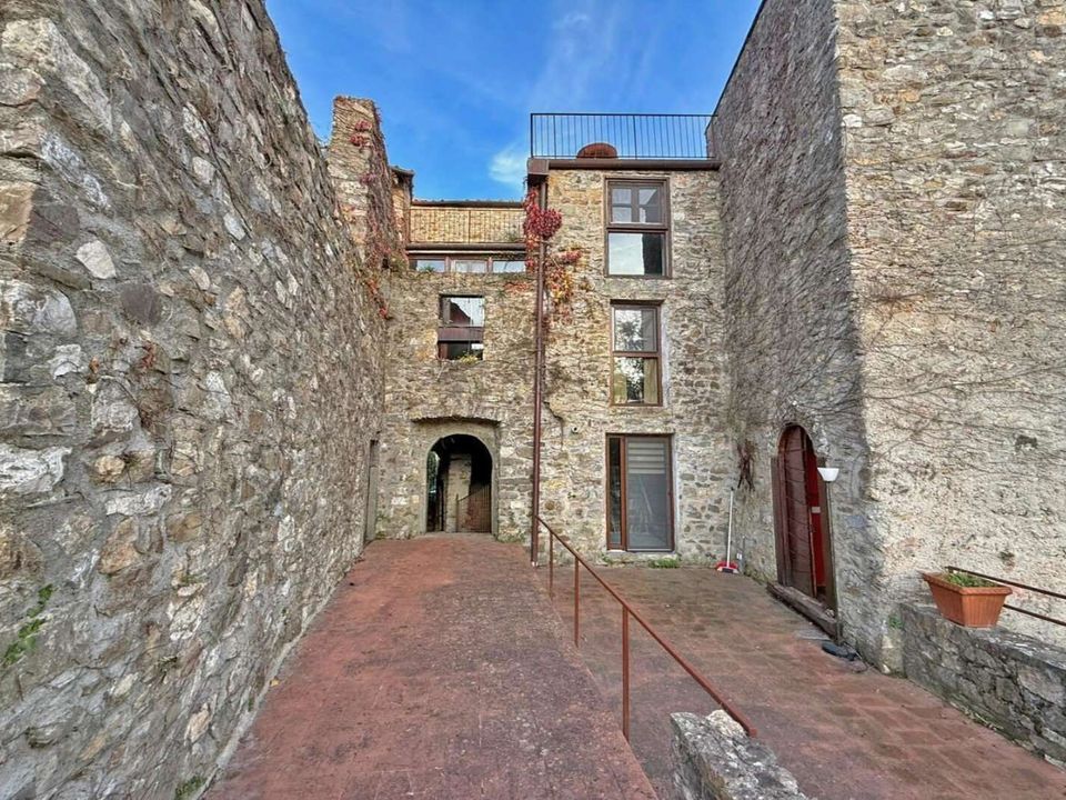 Villa i Bagnone, Massa and Carrara - foto 1