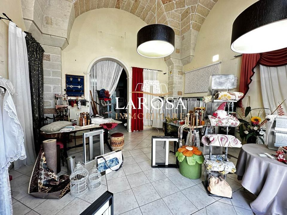 Erhvervsejendom i Caprarica di Lecce, Lecce - foto 3