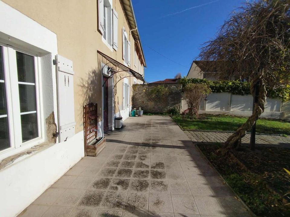 Villa i Limoges, Haute-Vienne - foto 1
