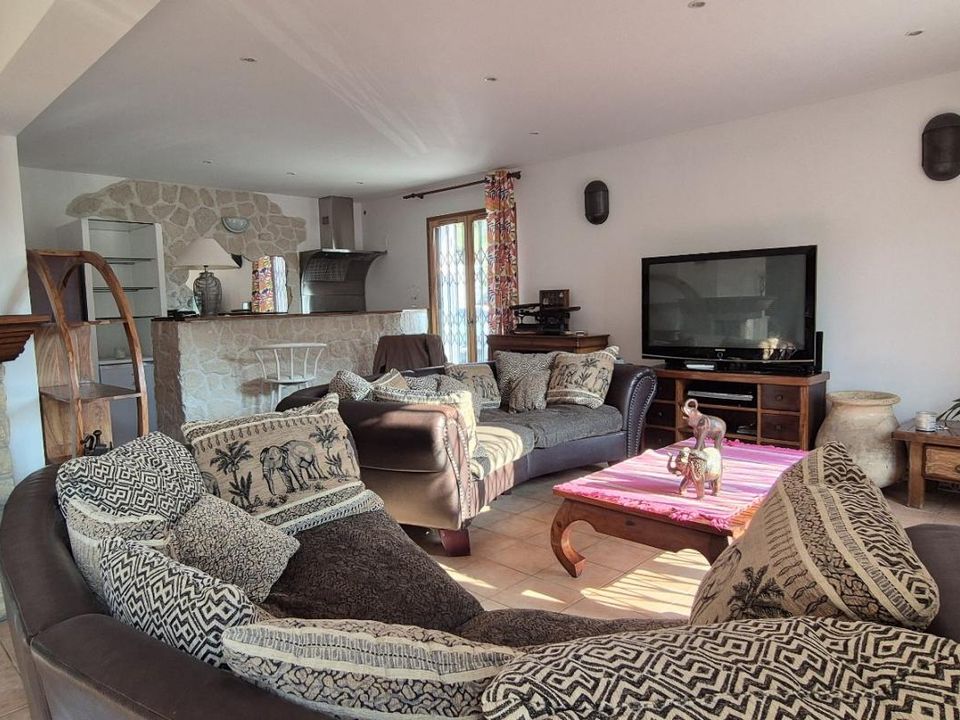 Villa en Blausasc, Alpes-Maritimes - foto 1