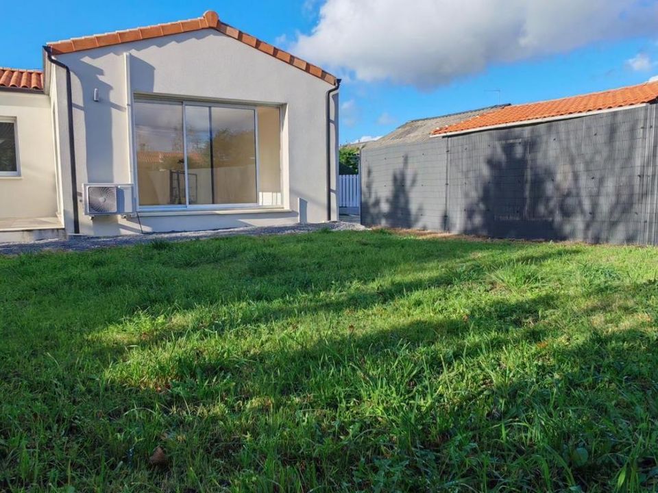 Villa i Saintes, Charente-Maritime - foto 1