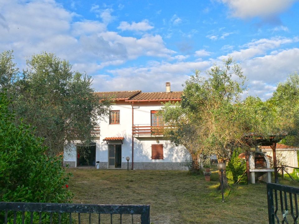 Haus in Fivizzano, Massa and Carrara - Foto 1