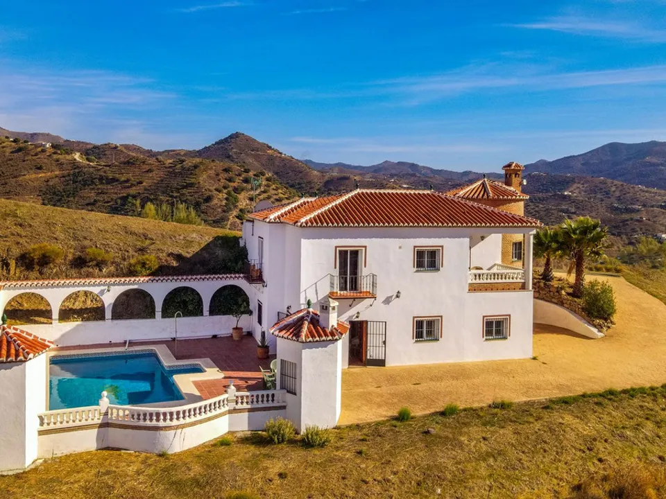 Villa i Canillas De Aceituno, Malaga - foto 2