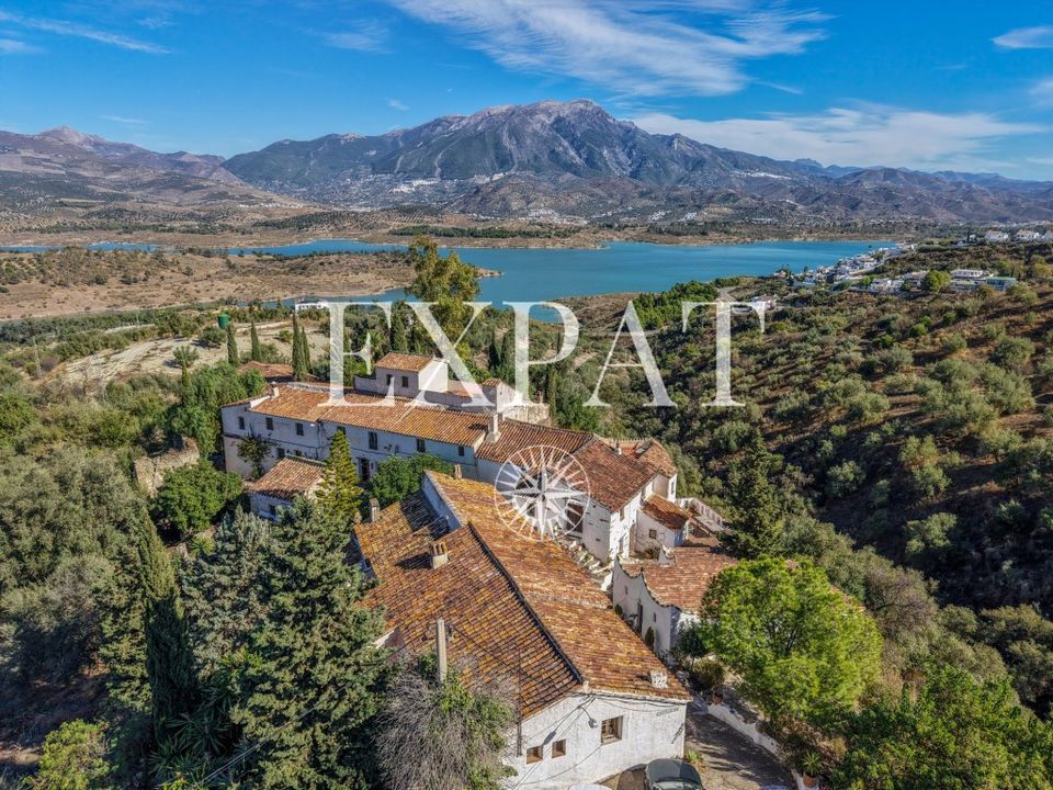 Landejendom i Vinuela, Malaga - foto 1