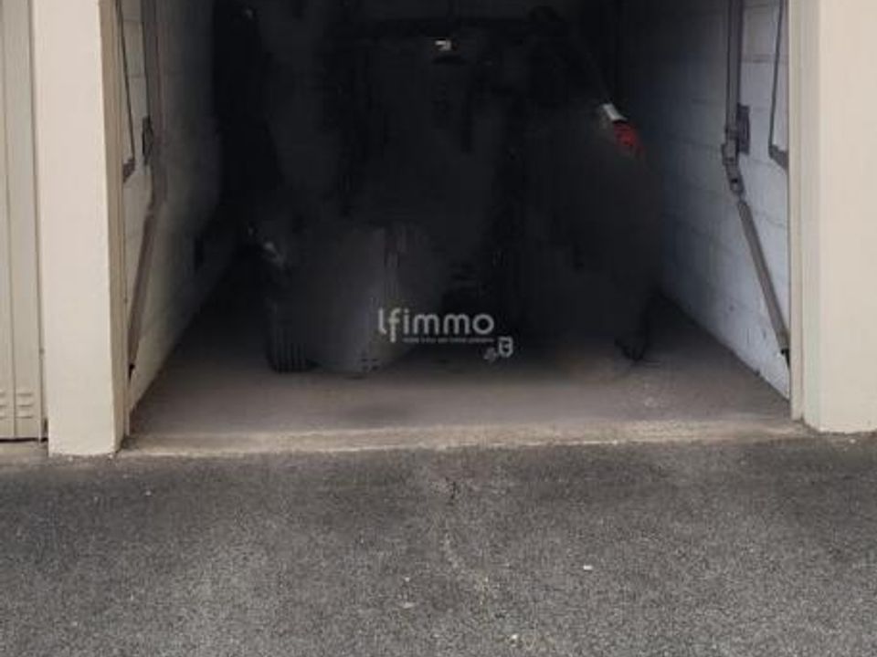 Garage i Melun, Seine-et-Marne - foto 1