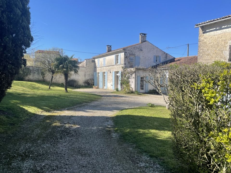 Landsbyhus i Courant, Charente-Maritime - bilde 1