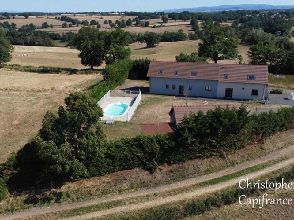 Villa i Le Donjon, Allier - bilde 1