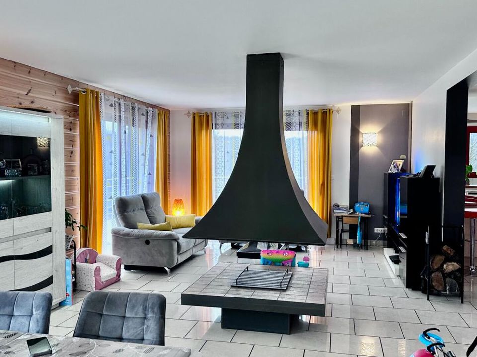 Villa en Villars-sous-Écot, Doubs - foto 1