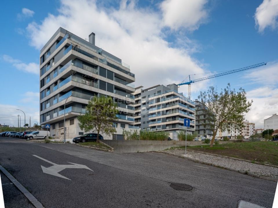 Helårsgrund i Amadora, Lisbon - foto 2