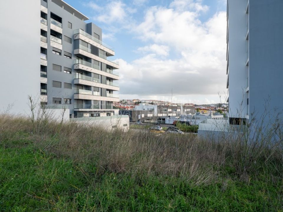 Helårsgrund i Amadora, Lisbon - foto 2