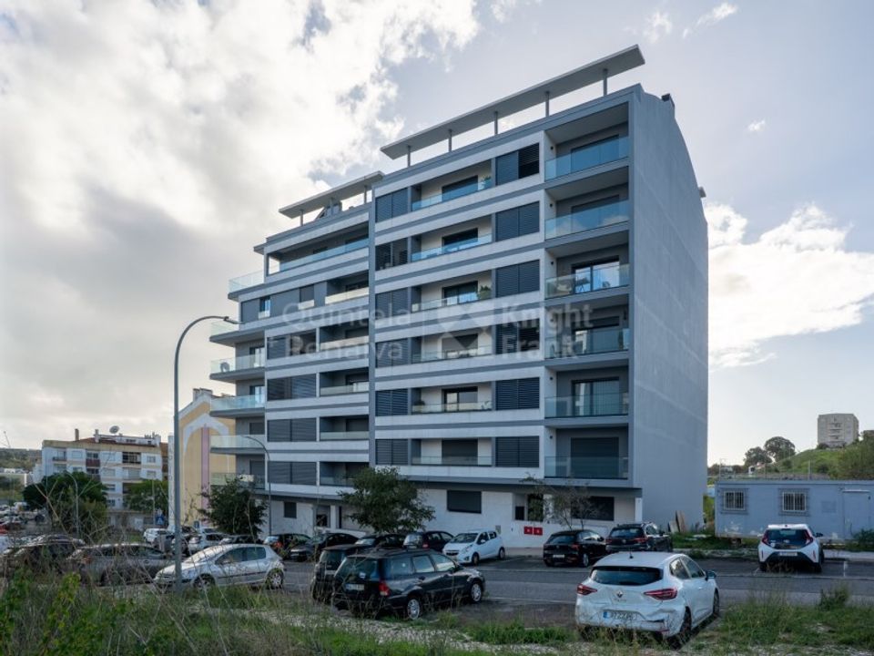 Helårsgrund i Amadora, Lisbon - foto 4