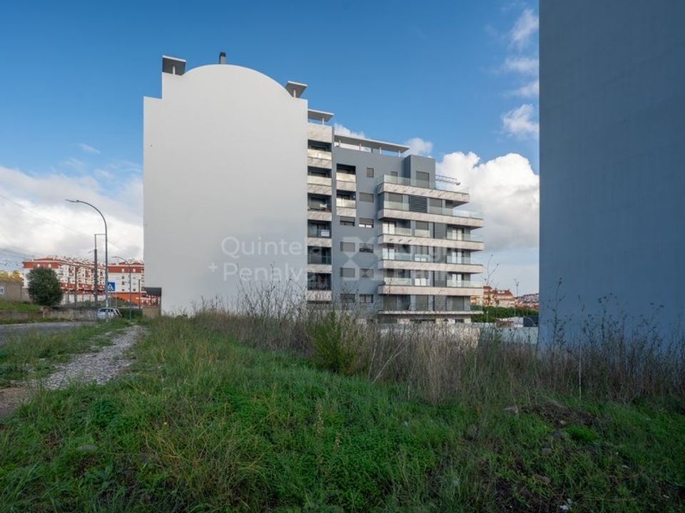 Helårsgrund i Amadora, Lisbon - foto 5