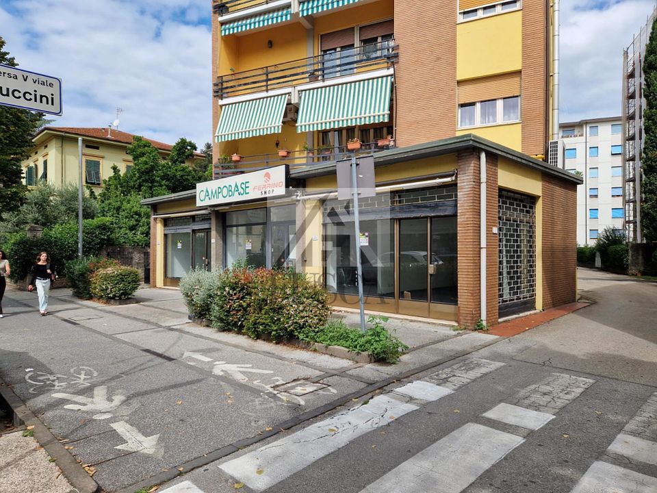 Erhvervsejendom i Lucca, Lucca - foto 1